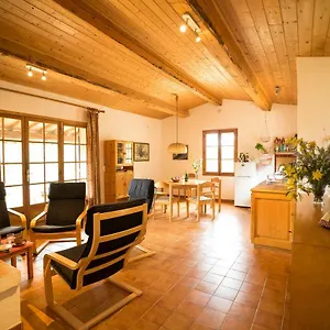 https://maison-hameau-de-la-mourre-la-garde-freinet.fr-provencehotel.com